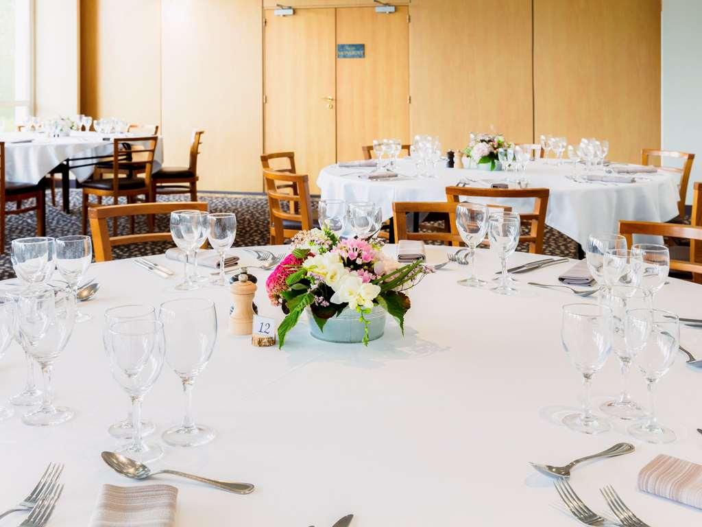 Mercure Nevers Pont De Loire מסעדה תמונה